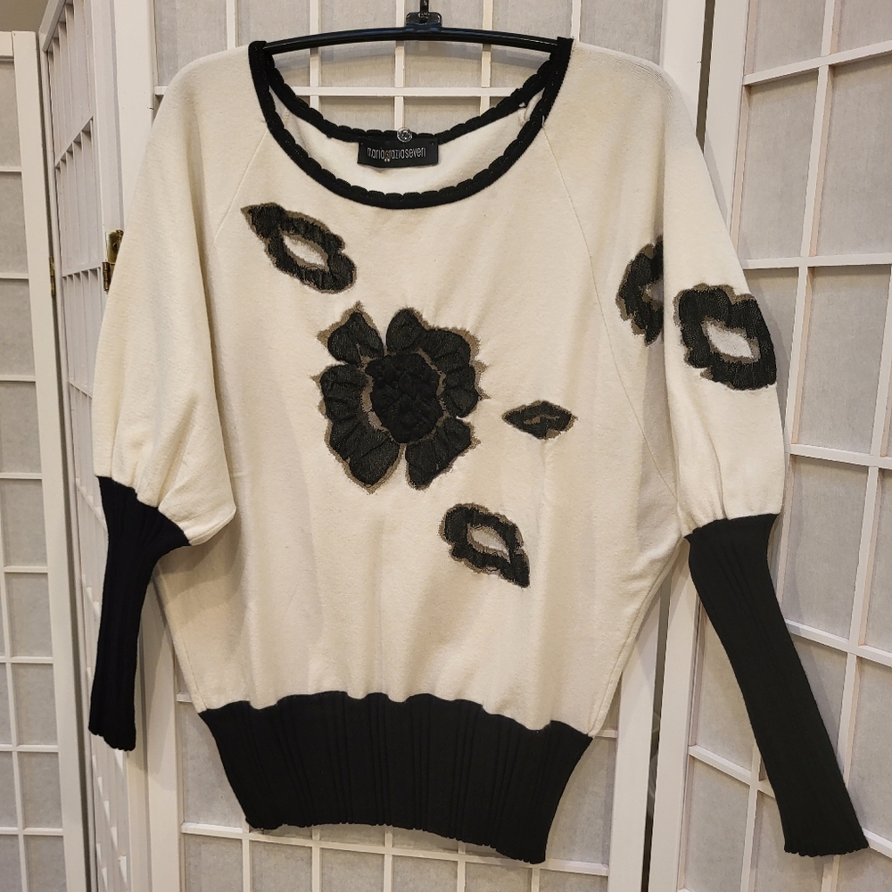 Italian designer Maria Grazia Severi top in Black & White, sz 8, EUC